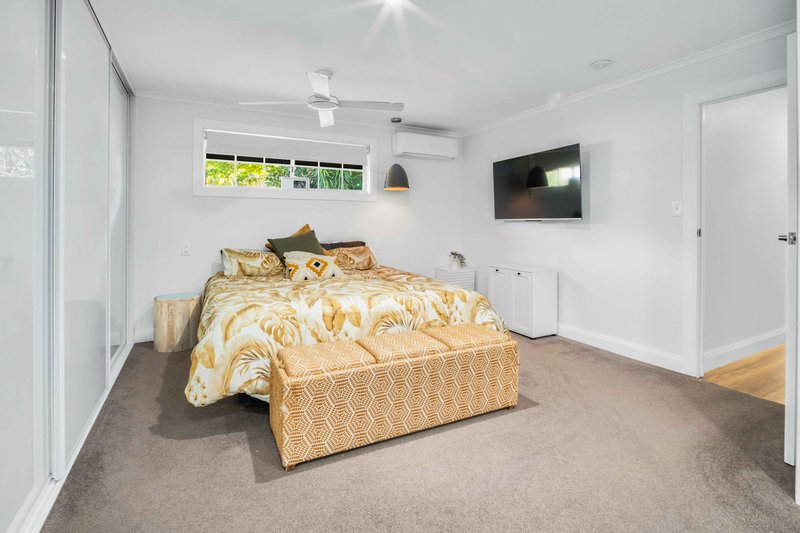 Photo - 21 Armidale Crescent, Helensvale QLD 4212 - Image 14