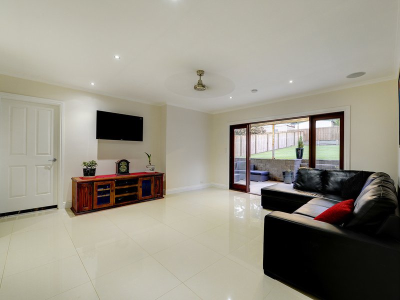 Photo - 21 Arnold Street, Holland Park QLD 4121 - Image 11