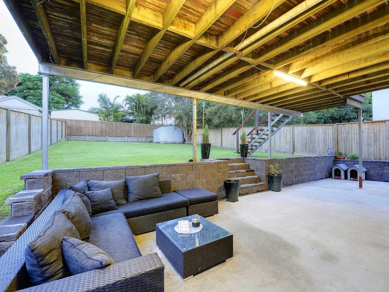 Photo - 21 Arnold Street, Holland Park QLD 4121 - Image 12