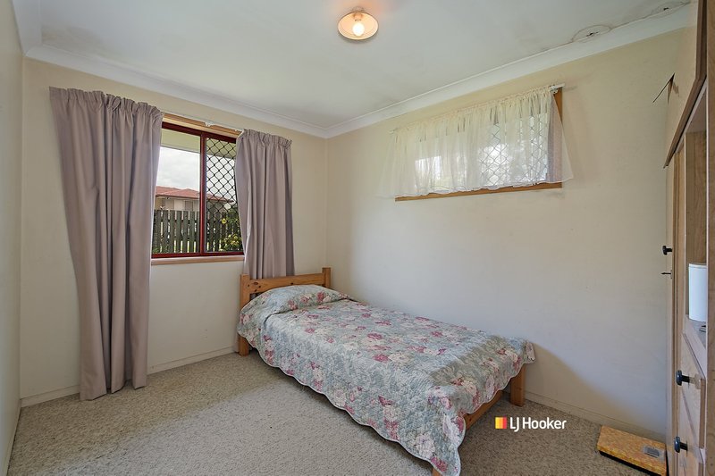 Photo - 21 Arrakune Crescent, Kallangur QLD 4503 - Image 6