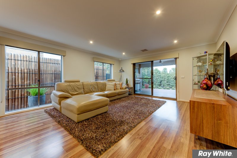 Photo - 21 Arrowgrass Drive, Point Cook VIC 3030 - Image 13