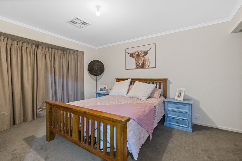 Photo - 21 Ascot Avenue, Munno Para West SA 5115 - Image 2