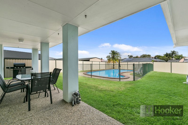 Photo - 21 Ashburton Close, Arundel QLD 4214 - Image 14