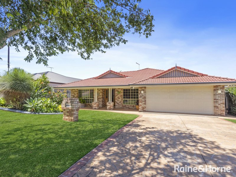 21 Attenborough Circuit, Redland Bay QLD 4165