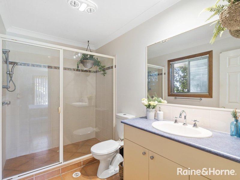 Photo - 21 Attenborough Circuit, Redland Bay QLD 4165 - Image 11