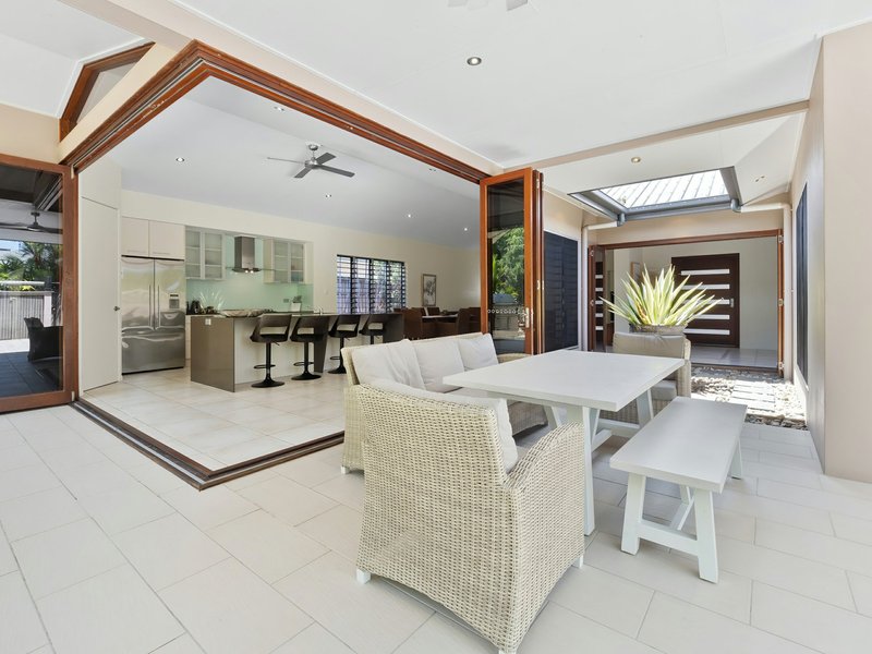 Photo - 21 Aurelia Road, Palm Cove QLD 4879 - Image 23