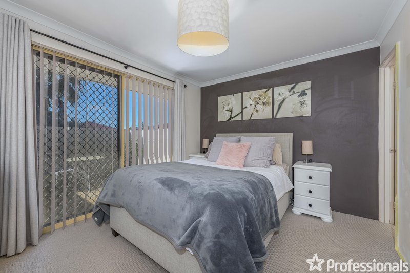 Photo - 21 Azure Lane, Warnbro WA 6169 - Image 14