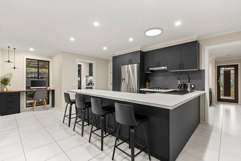 Photo - 21 Babington Close, Hastings VIC 3915 - Image 2