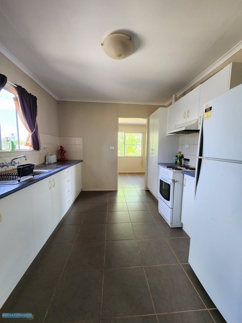 Photo - 21 Baker Street, Nebo QLD 4742 - Image 2