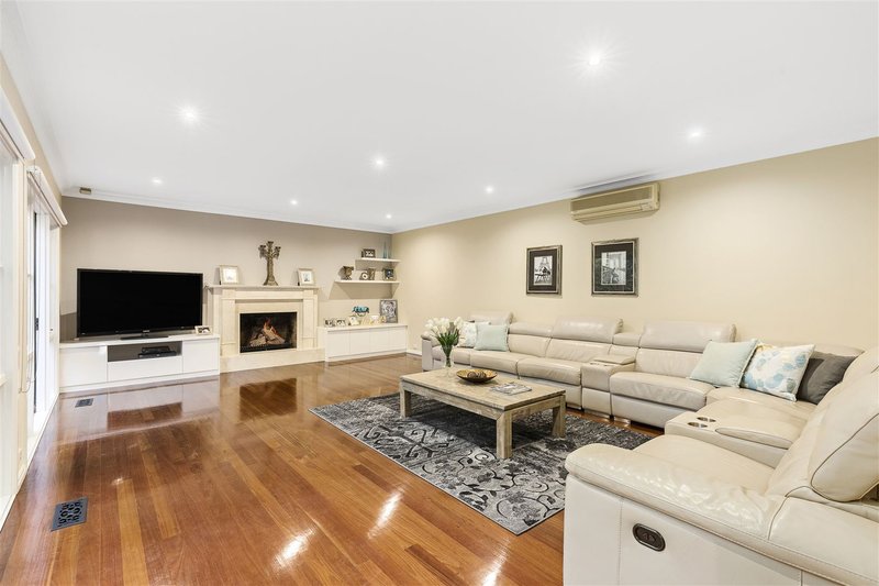 Photo - 21 Bali Hi Boulevard, Templestowe VIC 3106 - Image 3