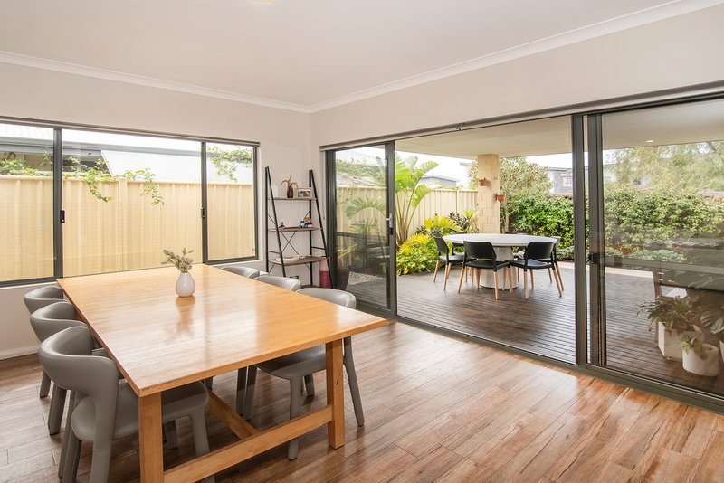 Photo - 21 Bandon Loop, Dunsborough WA 6281 - Image 6