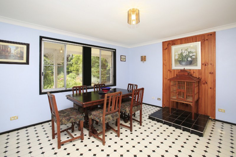 Photo - 21 Banksia Street, Hill Top NSW 2575 - Image 2