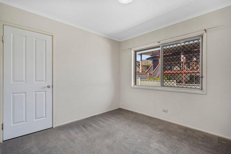 Photo - 21 Barbaralla Drive, Springwood QLD 4127 - Image 11