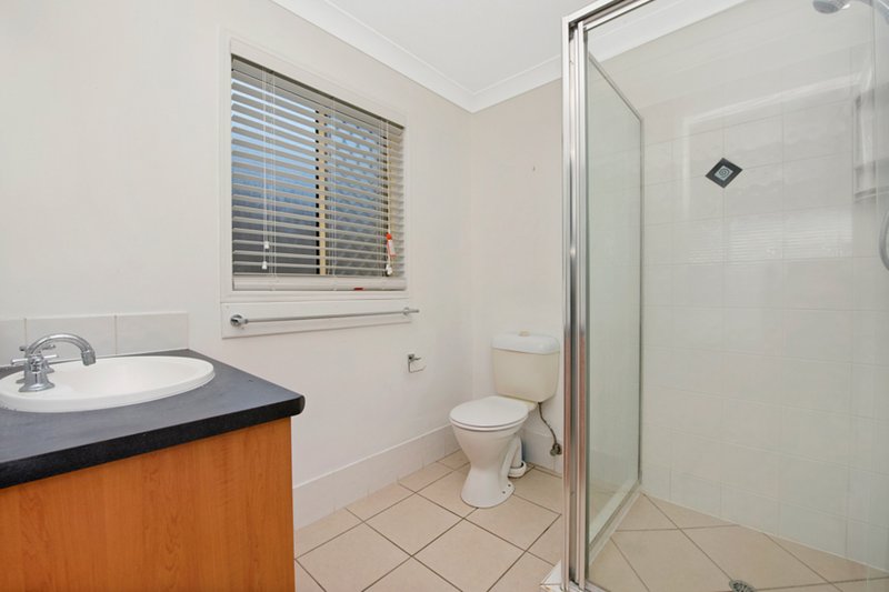 Photo - 21 Barculdie Crescent, Deception Bay QLD 4508 - Image 7