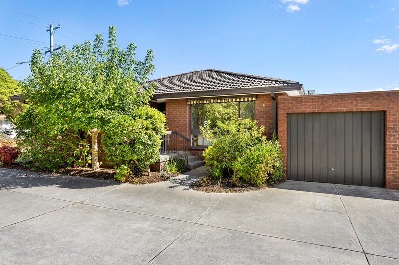 2/1 Barkly Street, Hughesdale VIC 3166