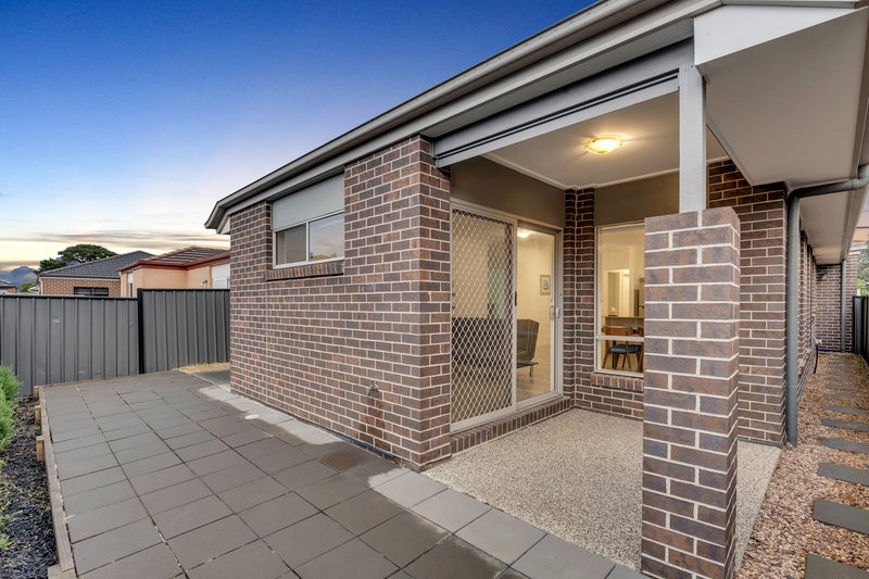 Photo - 21 Barnell Street, Craigieburn VIC 3064 - Image 16