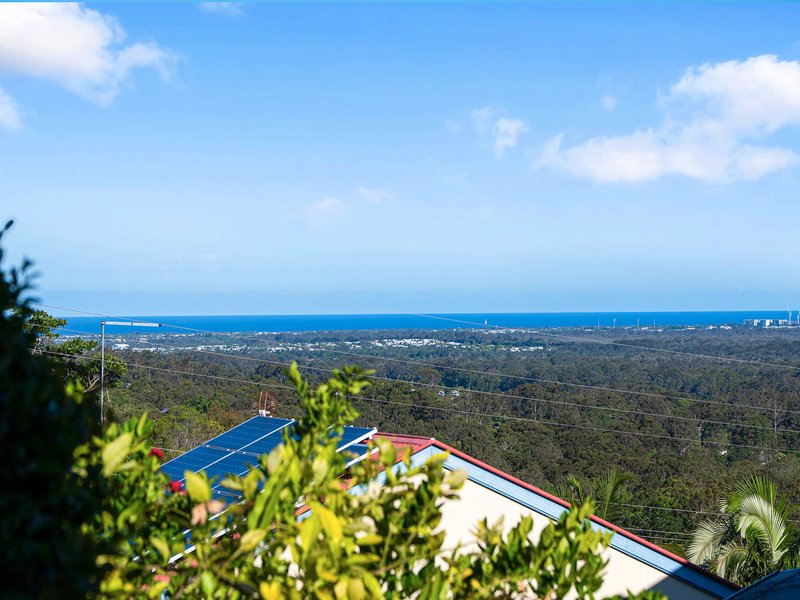 Photo - 2/1 Barnes Drive, Buderim QLD 4556 - Image 6