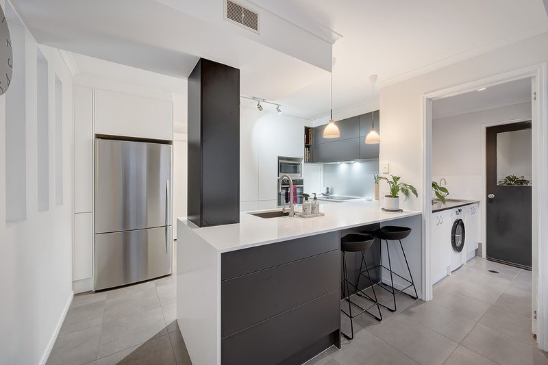 Photo - 2/1 Barnes Drive, Buderim QLD 4556 - Image 8