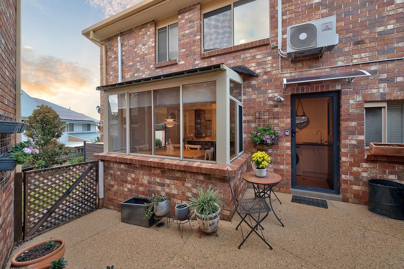 Photo - 2/1 Barnes Drive, Buderim QLD 4556 - Image 13
