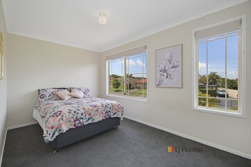 Photo - 21 Barragoola Road, Blue Haven NSW 2262 - Image 8