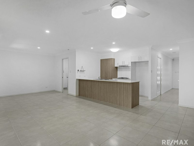 Photo - 2/1 Barratt Street, Coomera QLD 4209 - Image 3