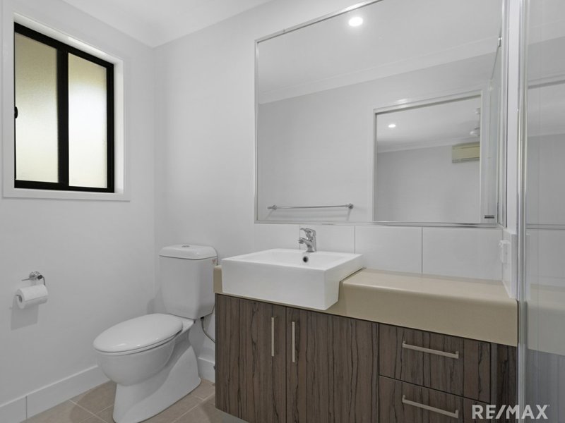 Photo - 2/1 Barratt Street, Coomera QLD 4209 - Image 6