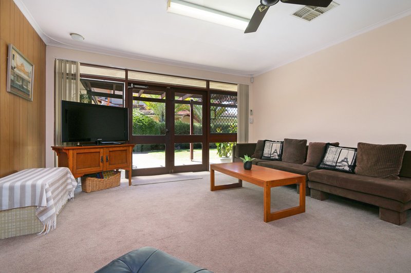 Photo - 21 Bartling Crescent, Bateman WA 6150 - Image 9