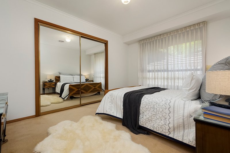 Photo - 21 Bartrop Street, Reservoir VIC 3073 - Image 7