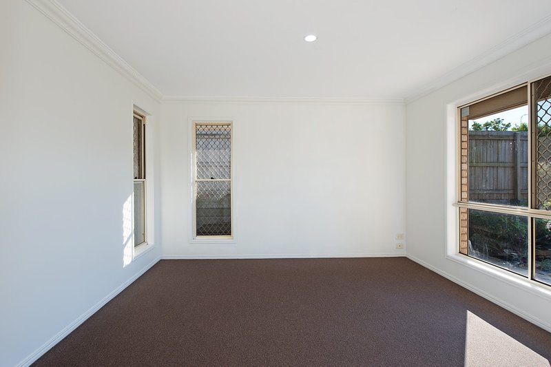 Photo - 21 Barwon Street, Murrumba Downs QLD 4503 - Image 3