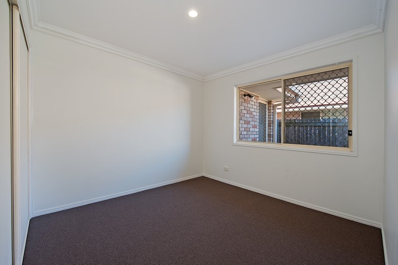 Photo - 21 Barwon Street, Murrumba Downs QLD 4503 - Image 8