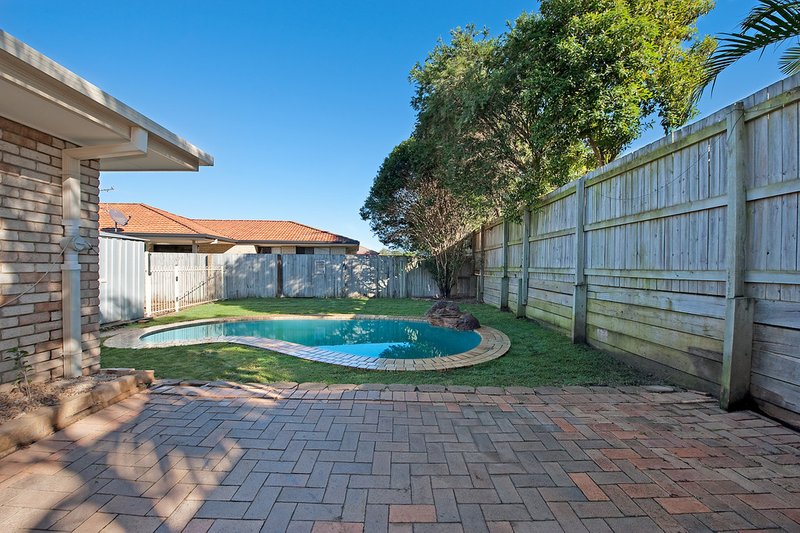 Photo - 21 Barwon Street, Murrumba Downs QLD 4503 - Image 16