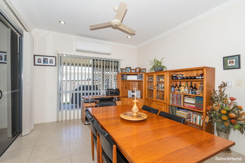 Photo - 21 Bay Breeze Close, Wondunna QLD 4655 - Image 7