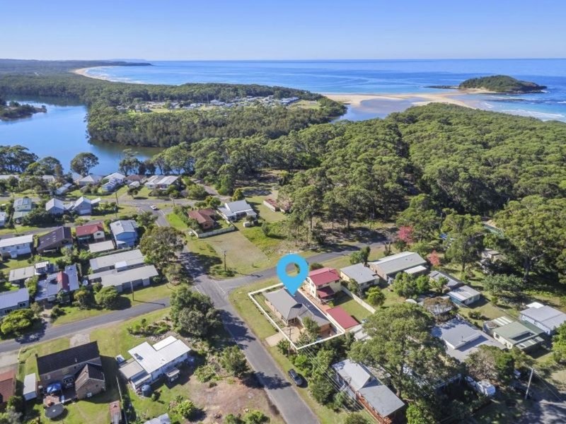 21 Beach Street, Lake Tabourie NSW 2539