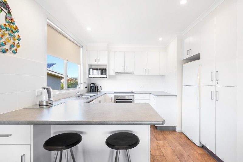 Photo - 21 Beach Street, Tuross Head NSW 2537 - Image 3