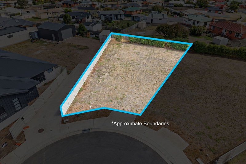 Photo - 21 Beachrock View, East Devonport TAS 7310 - Image 2