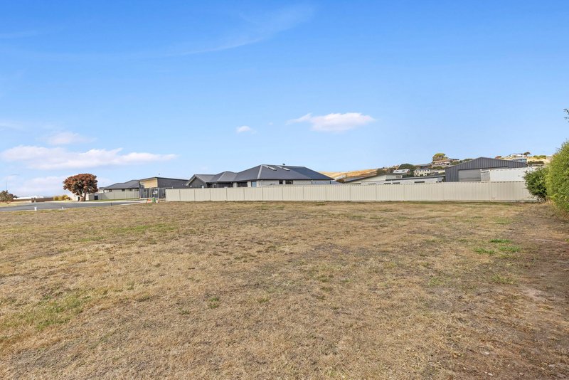 Photo - 21 Beachrock View, East Devonport TAS 7310 - Image 4