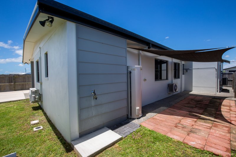 Photo - 21 Beachwood Circuit, Bakers Creek QLD 4740 - Image 18