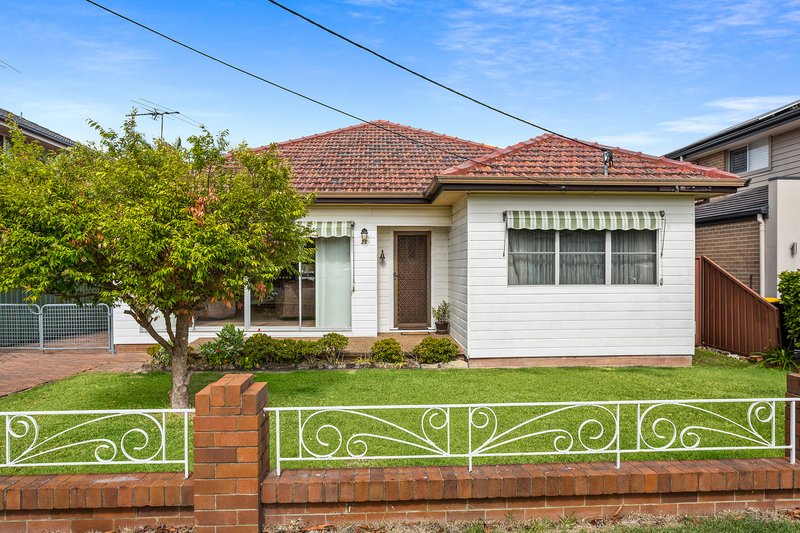 21 Beaconsfield Road, Mortdale NSW 2223