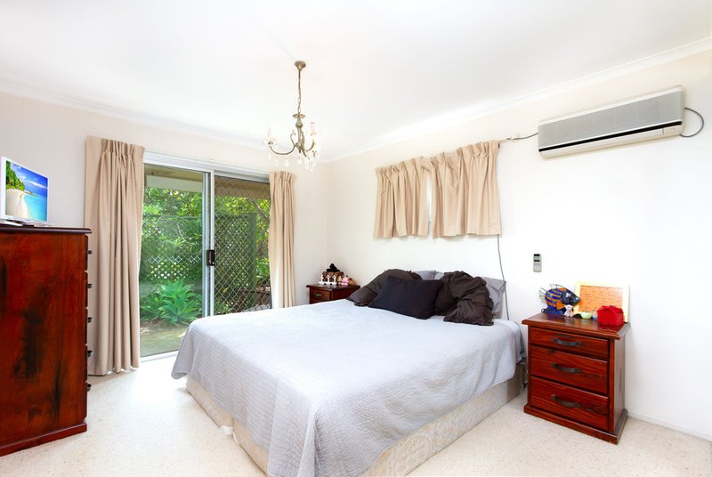 Photo - 21 Belinda Crescent, Springwood QLD 4127 - Image 5