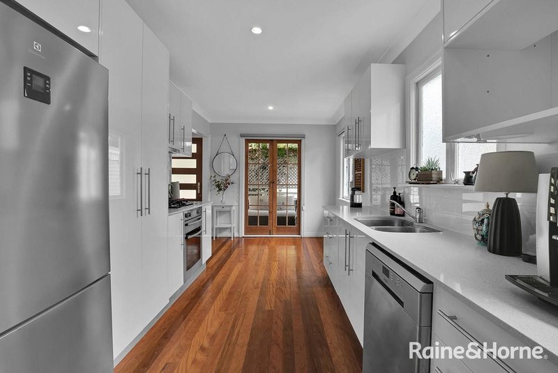 Photo - 21 Bellavista Terrace, Paddington QLD 4064 - Image 2