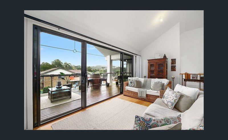 Photo - 2/1 Bellbird Avenue, Terrigal NSW 2260 - Image 2