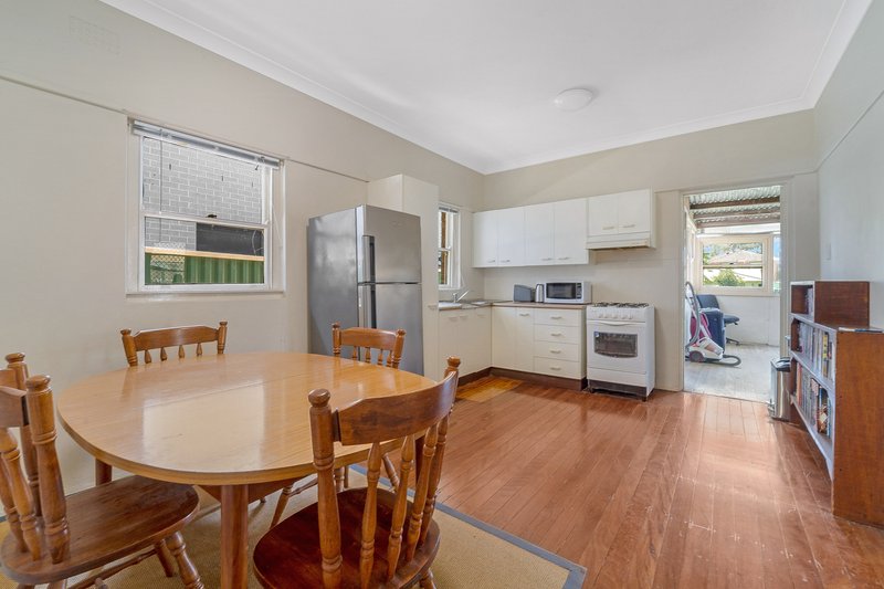 Photo - 21 Belmore Street, Villawood NSW 2163 - Image 7