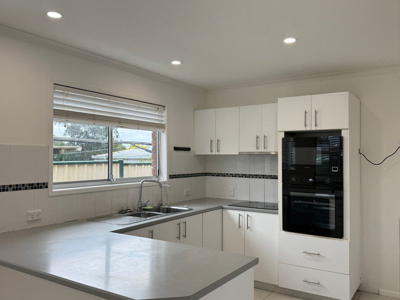Photo - 21 Belrose Avenue, Petrie QLD 4502 - Image 12