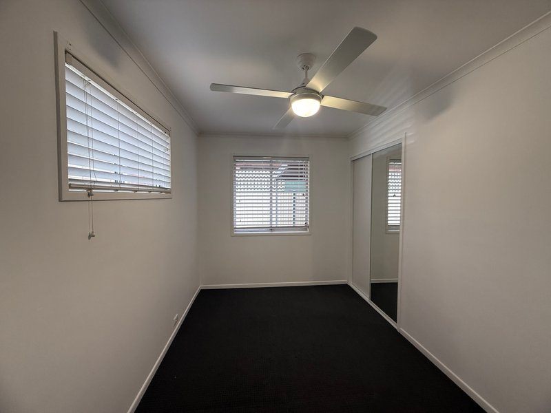 Photo - 21 Belrose Avenue, Petrie QLD 4502 - Image 20