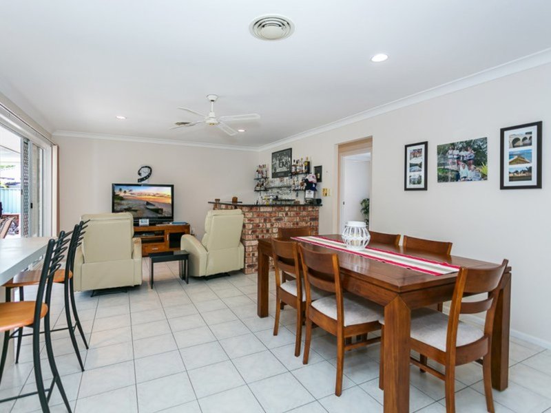 Photo - 21 Bendigo Crescent, Tallai QLD 4213 - Image 23