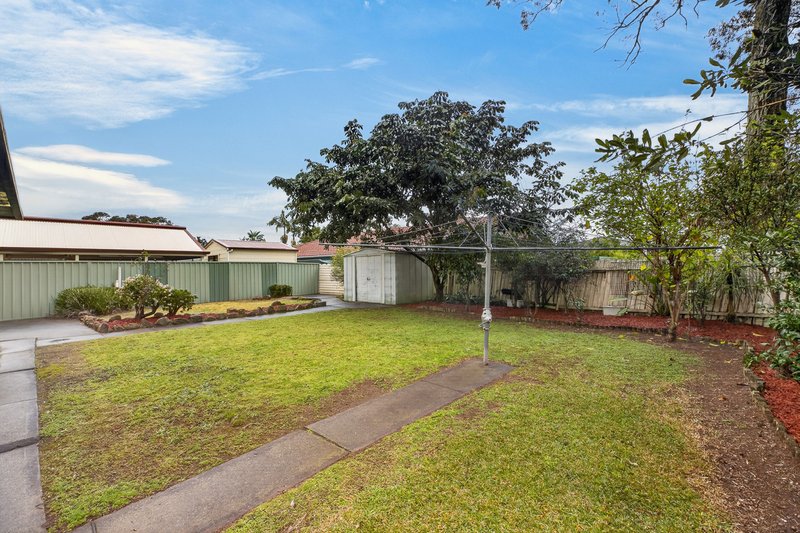 Photo - 21 Bensbach Road, Glenfield NSW 2167 - Image 17