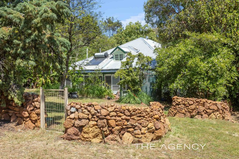 Photo - 21 Bertram Street, Darlington WA 6070 - Image 35