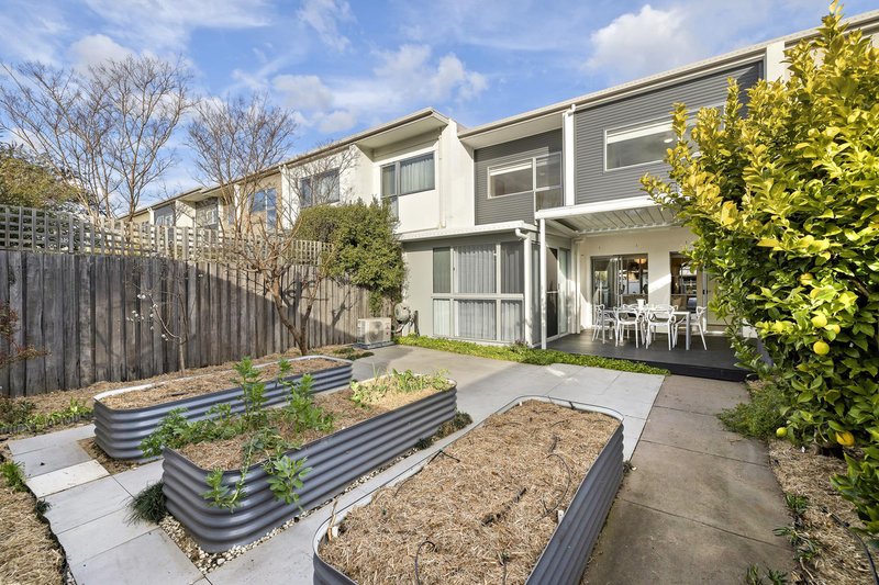 Photo - 21 Bettie Mcnee Street, Watson ACT 2602 - Image 20