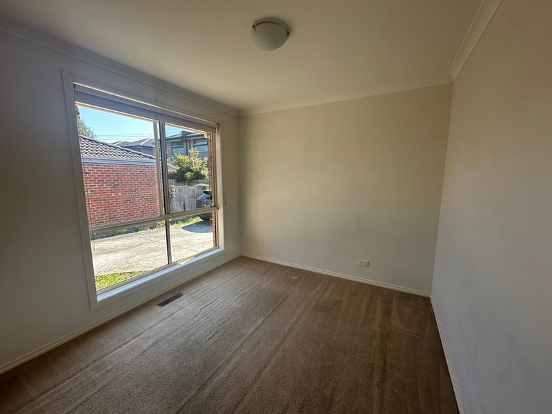 Photo - 2/1 Bevan Avenue, Clayton South VIC 3169 - Image 8