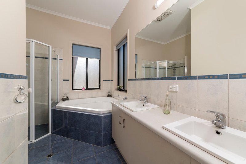 Photo - 21 Bevan Street, Greenock SA 5360 - Image 6